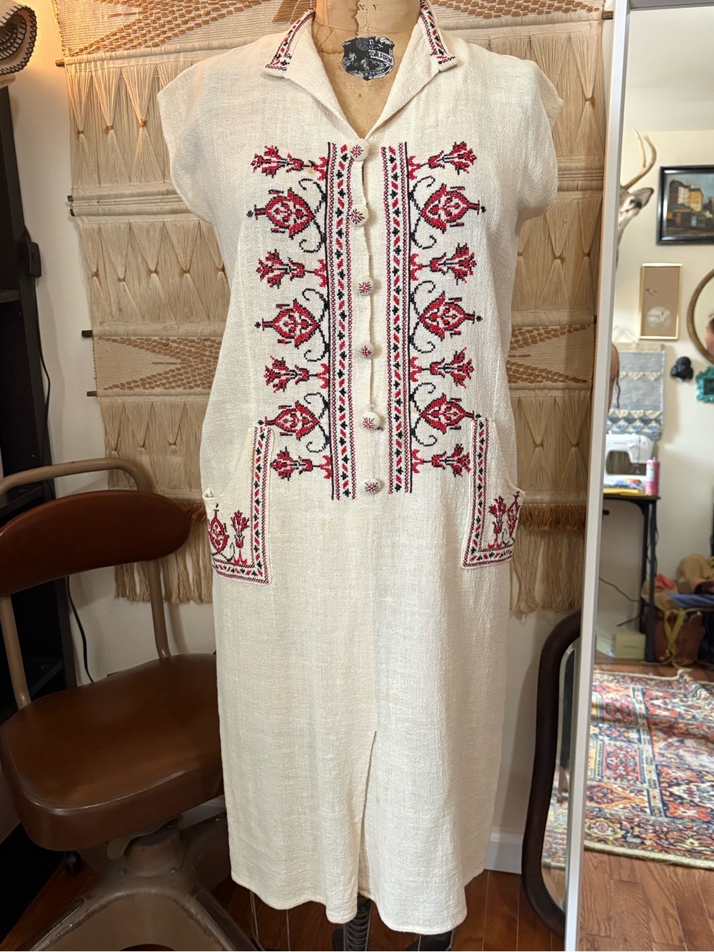 Cream Embroidered Vintage Tunic Dress with Red Floral Motif